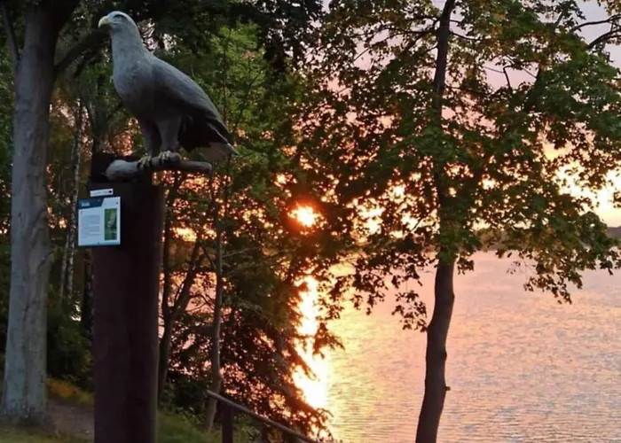 Nad Jeziorem * Ińsko